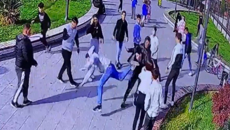 Kağıthane’de parkta tekmeli bıçaklı kavga – Ensonhaber