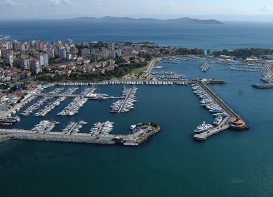 Kalamış Yat Limanı’nın işletmesi Koç’a verildi