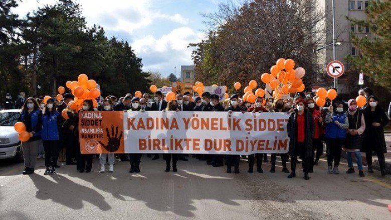 Kırıkkale’de kadına yönelik şiddete karşı yürüyüş düzenlendi