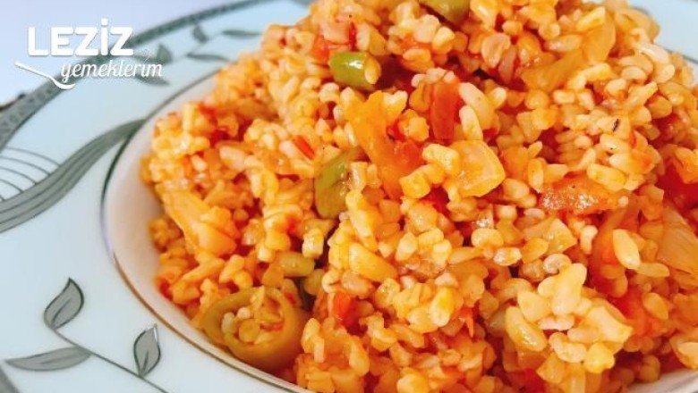 Leziz Domatesli Bulgur Pilavı