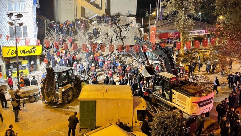 Malatya’da bina çöktü: 13 kişi yaralı çıkarıldı