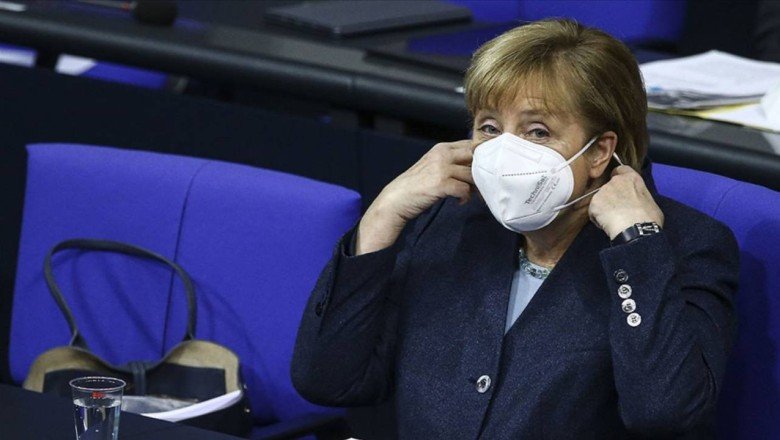 Merkel açık açık uyardı! “Önümüzde çok zor haftalar var”