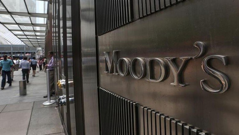 Moody’s kredilerde iyileşme bekliyor