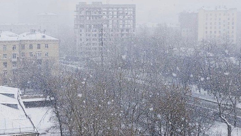 Moskova’ya yılın ilk karı yağdı