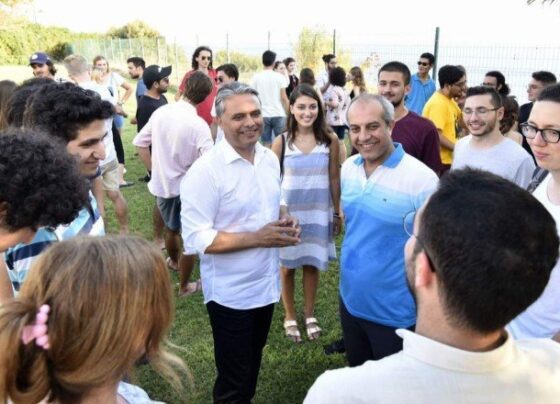 Muratpaşa, üniversite gençliğinin yanında