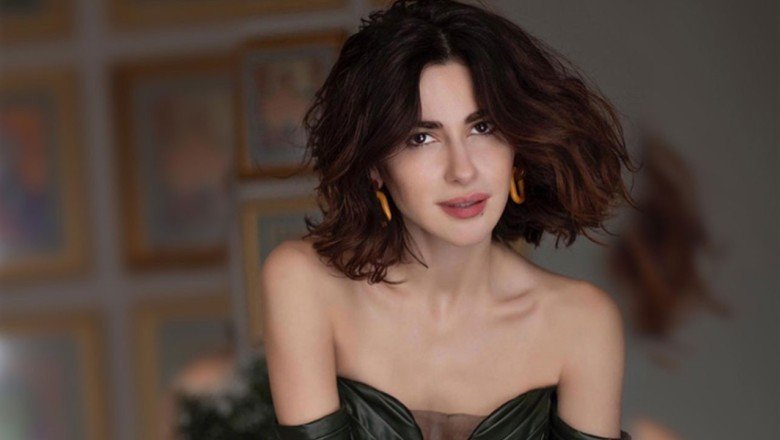 Nesrin Cavadzade’den Öpüşme Yasağı!