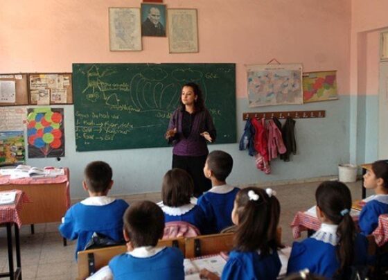 Öğretmenin derdi maaşından fazla