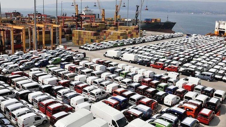 Otomotiv sektörü “çip krizi”ne rağmen geçen yılki ihracat rakamlarını aştı