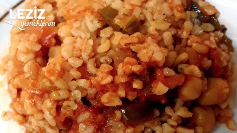 Patlıcanlı Nohutlu Bulgur Pilavı