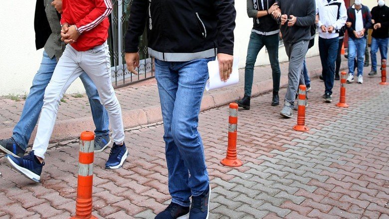 Provokatif paylaşımda bulunan 45 yabancının işlemi sürüyor
