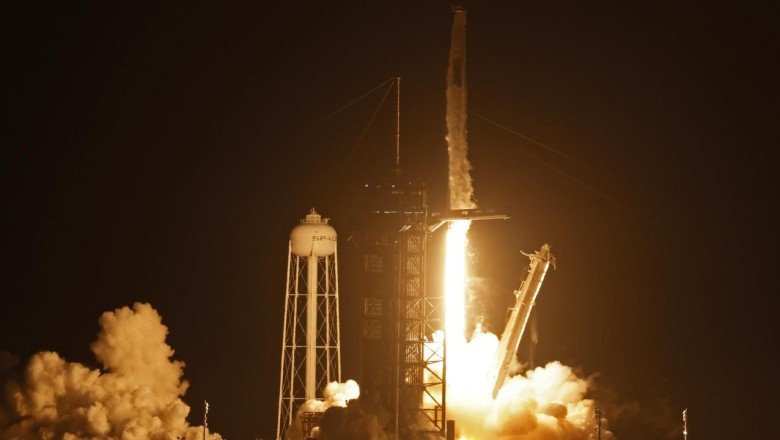 SpaceX, 4 astronotu daha Uluslararası Uzay İstasyonu’na gönderdi