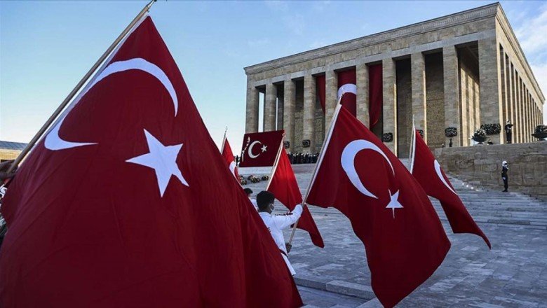 Spor camiası Büyük Önder Atatürk’ü andı