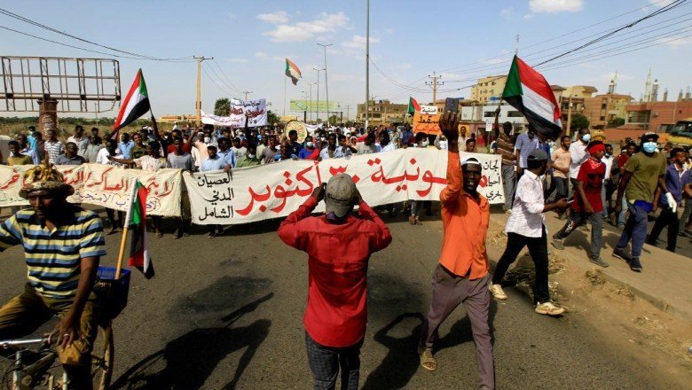 Sudan’daki protestolarda 89 polis yaralandı