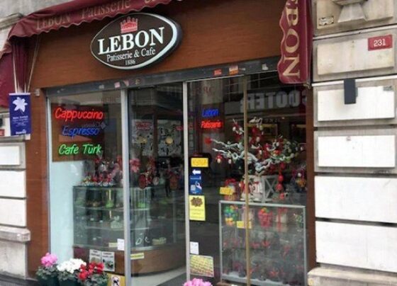 Tarihi Lebon Pastanesi kepenk kapatıyor