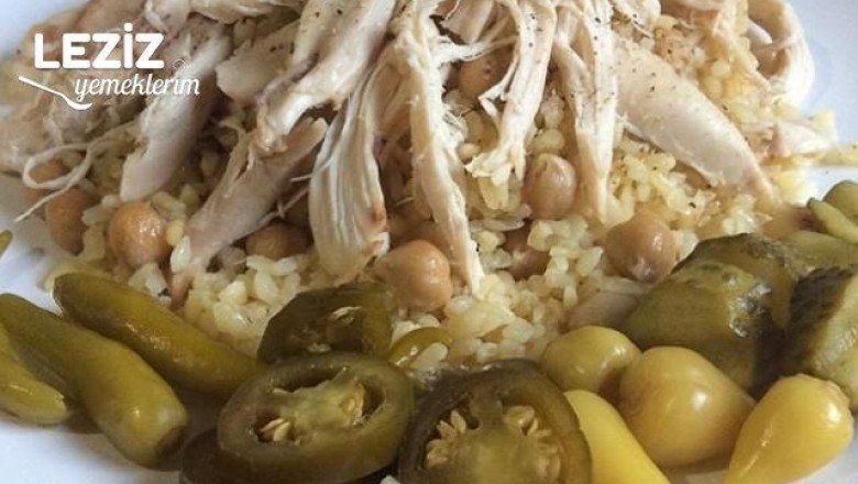 Tavuklu Nohutlu Bulgur Pilavı
