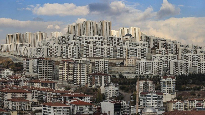TOKİ, 70 konut, 195 iş yerini açık artırmayla satacak