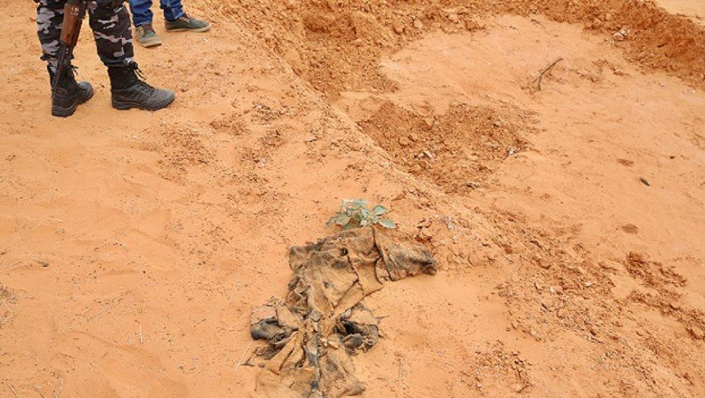 Toplu mezarlar kenti Terhune’de üç kabir daha bulundu