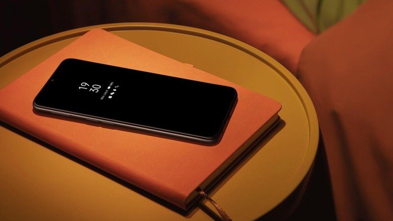Türkiye’de üretilen yeni bir telefon daha satışa çıktı