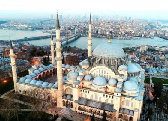 Süleymaniye Camii Nerede, Nasıl Gidilir? Süleymaniye Camii Hakkında Bilinmesi Gerekenler