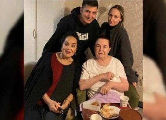 Yeşilçam'ın kraliçesi Türkan Şoray'dan Fatma Girik'e ziyaret