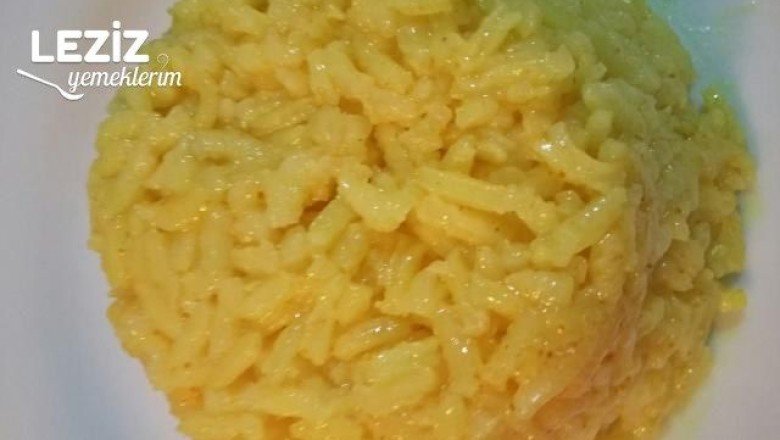 Zerdeçallı Pirinç Pilavı