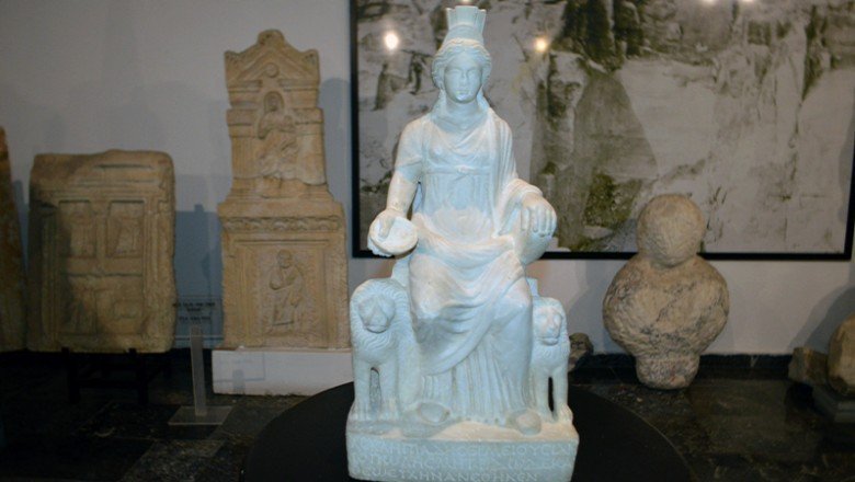 1700 yaşındaki “Kybele” heykeli, Afyonkarahisar’a getirildi