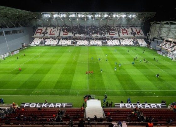 Alsancak Mustafa Denizli Stadı futbolseverlerle tekrar buluştu