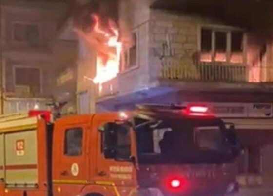 Apartmanda yangın paniği: Vatandaşları itfaiye kurtardı