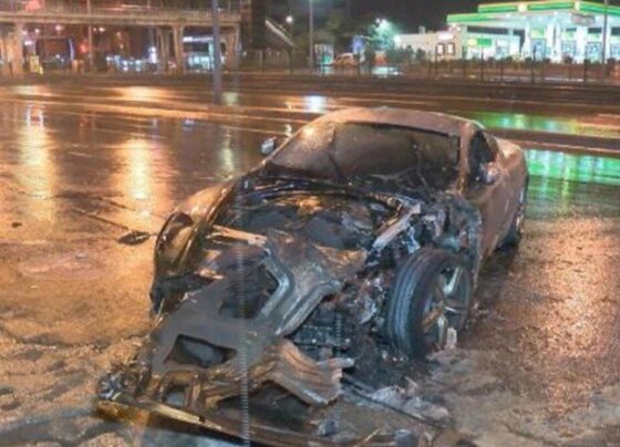Avcılar’da 2 milyon TL’lik lüks araç alev alev yandı
