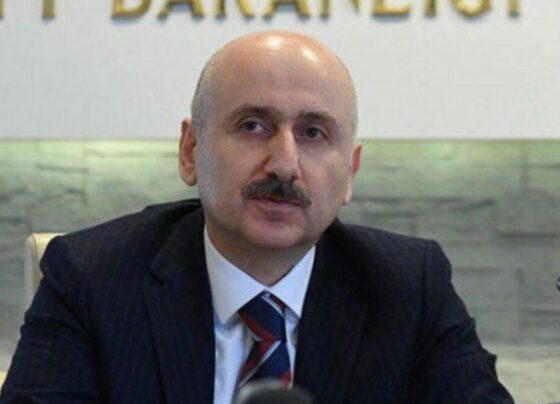 Bakan Karaismailoğlu: 3.767 kilometre daha otoyol yapacağız
