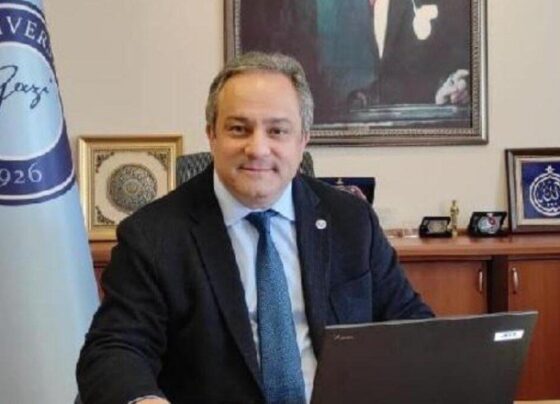 Bilim Kurulu üyesinden 'yılbaşı kutlaması' uyarısı