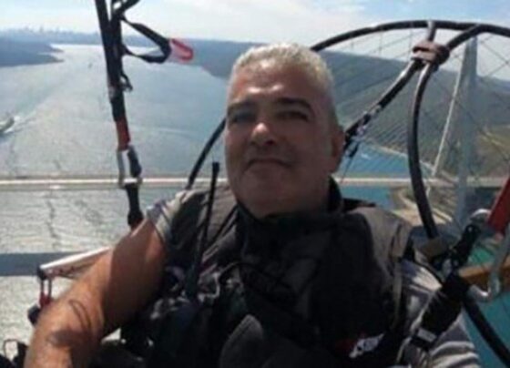 Büyükçekmece’de paramotor teknenin üzerine düştü: Pilot yaşamını yitirdi