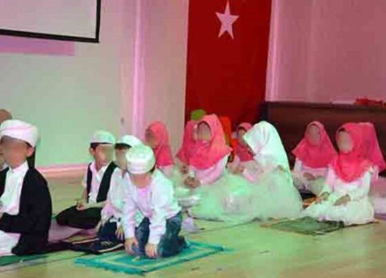 Din eğitimi çocuklara uygun değil