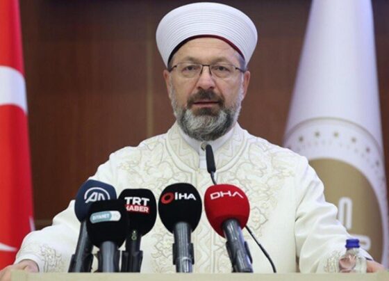Diyanet İşleri Başkanı Erbaş: Vatandaşlarımız arasında çimento olmaya çalışıyoruz
