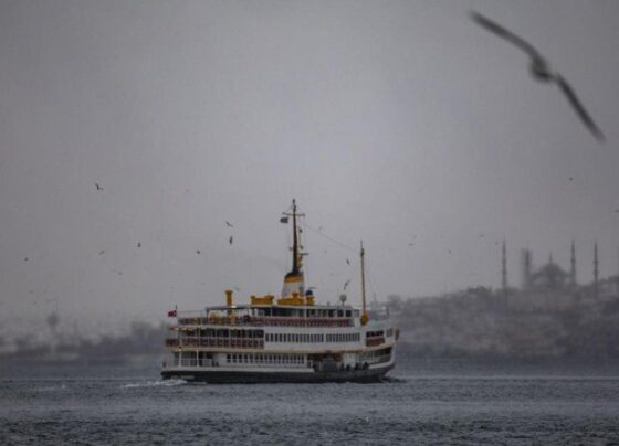 İstanbul ve İzmir’de deniz ulaşımına olumsuz hava engeli