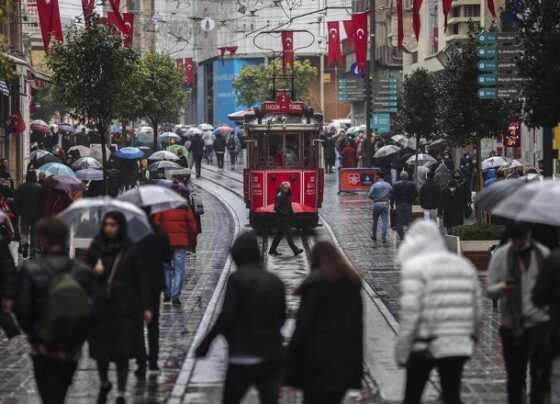 Meteoroloji İstanbul ve İzmir’i uyardı: Kuvvetli yağış geliyor