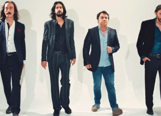 Rock müzik grubu Flört’ten “ekonomik kriz” şarkısı; “Zam üstüne zam geliyor, doy doyabilirsen”