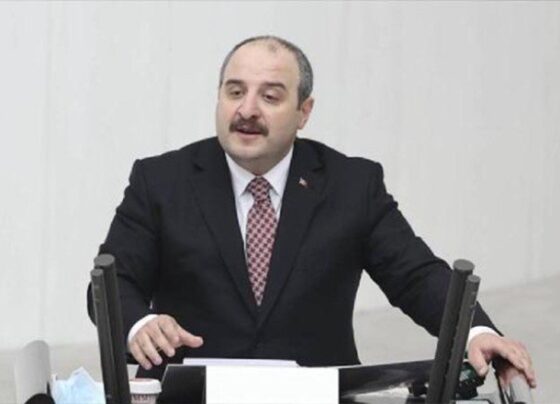 Sanayi ve Teknoloji Bakanı Varank: Aya sert iniş yapma hedefine yönelik çalışmalarımızı hızlandırdık
