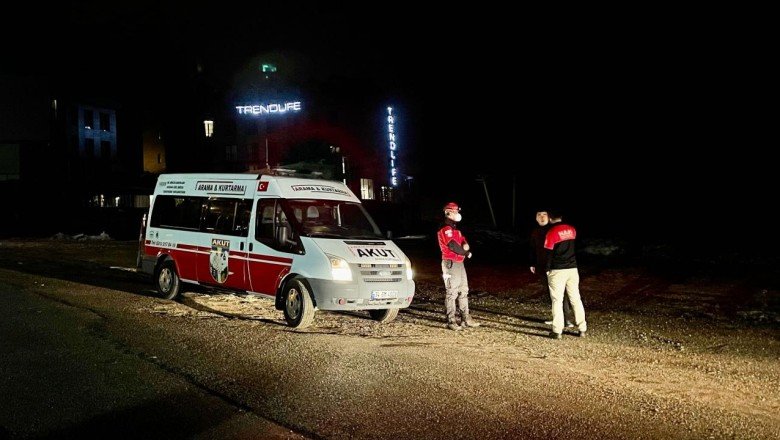 Uludağ’da yürüyüşe çıkan 3 kişi mahsur kaldı