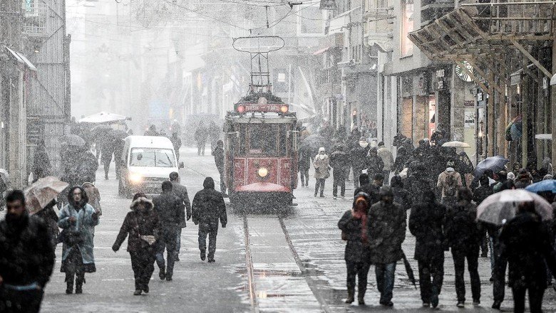 Valilik uyardı: İstanbul’a kar geliyor
