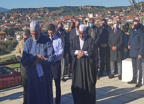 Yunanistan’da Osmanlı mezarlığında bulunan naaşlar defnedildi