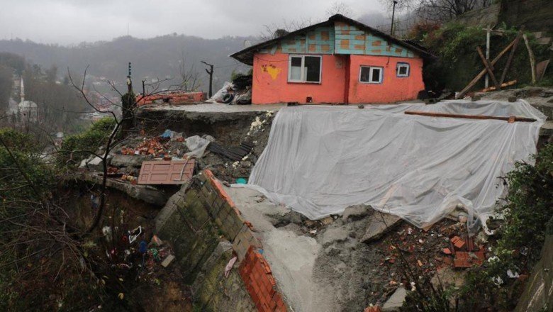 Zonguldak’ta heyelan anı ve yaşanan panik kamerada
