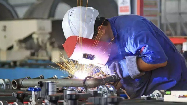 8 ayın en düşük seviyesi: İmalat PMI ocakta 50,5’e geriledi