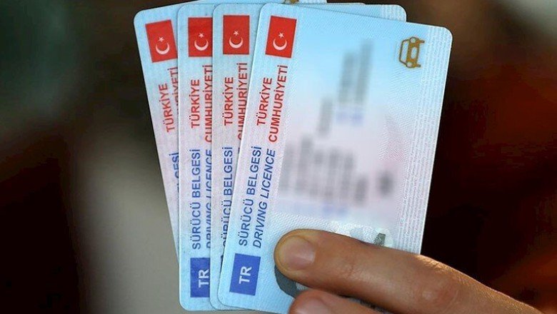 Ehliyet özellikli kimlik kartı sahiplerinin sayısı hızla artıyor
