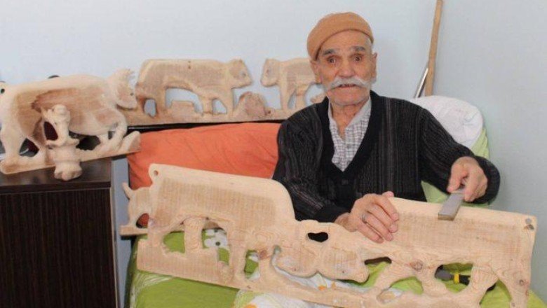Gözleriyle değil, elleriyle görüyor! Her şey ‘ağlama hastalığı’ ile başladı