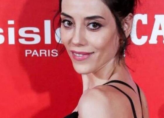 İspanya’da Cansu Dere rüzgarı! Dünya starlarıyla yan yana
