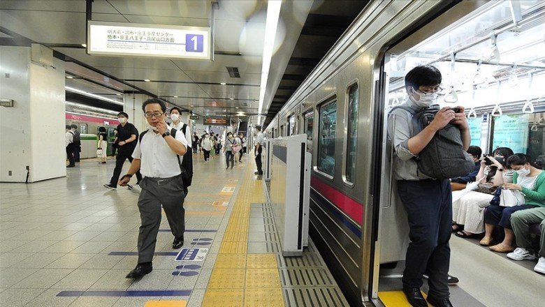 Japonya’da Kovid-19 salgını vakalardaki düşüşün ardından yeni safhaya girdi