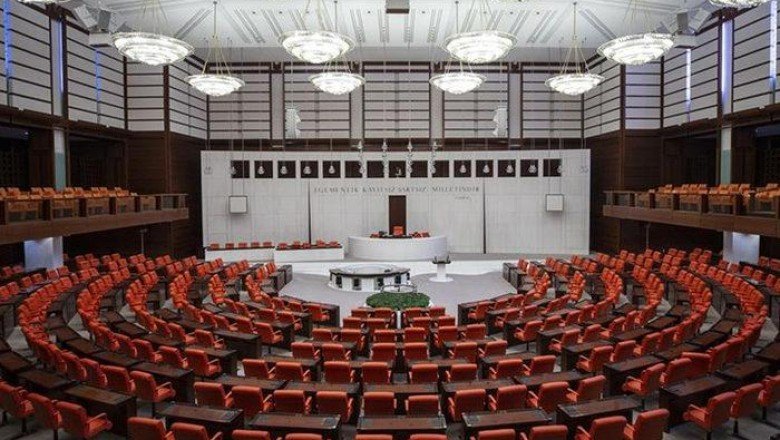Milletvekillerinin illere göre dağılımını belirleyen YSK Kararı Resmi Gazete’de