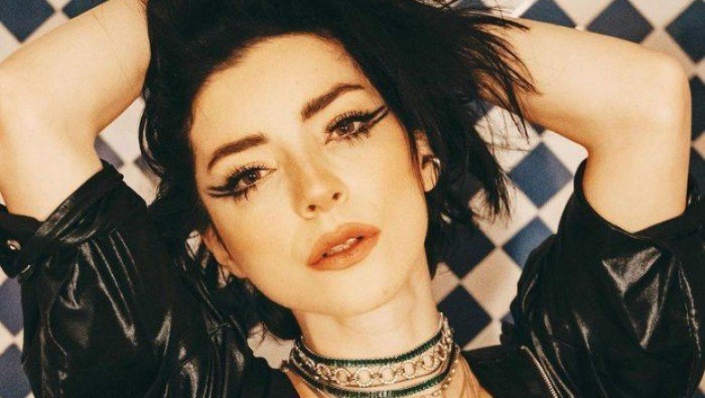 Ünlü oyuncu Merve Boluğur ev halini paylaştı! “Manzaram alev”