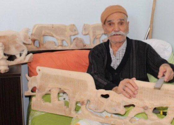 Gözleriyle değil, elleriyle görüyor! Her şey ‘ağlama hastalığı’ ile başladı